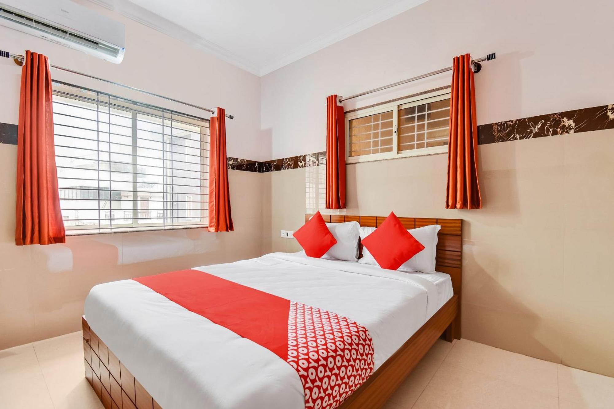 Hotel O Sri Sai Guru Comforts Yelahanka Kültér fotó