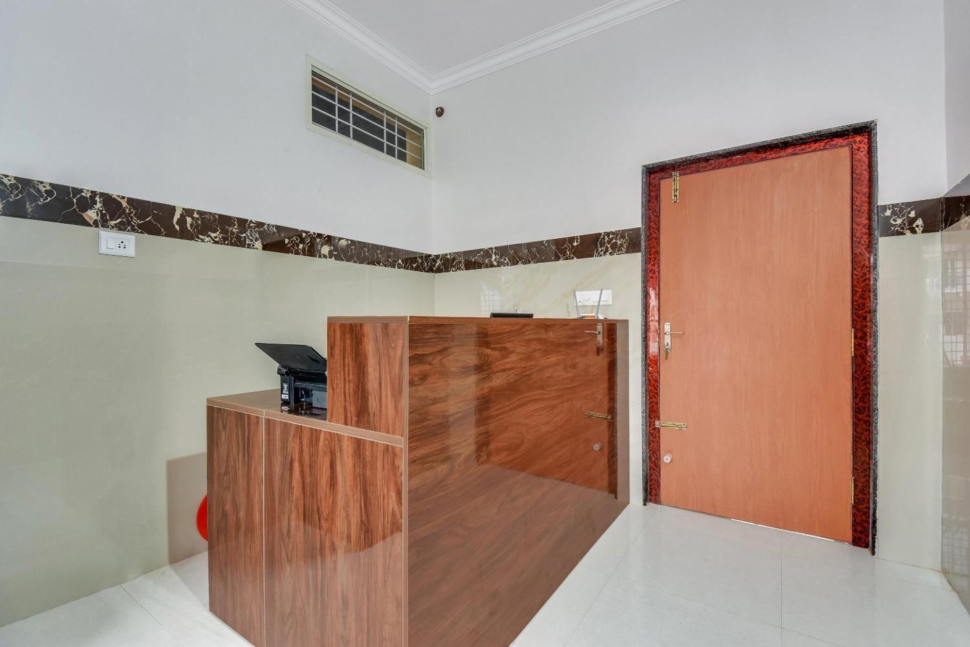 Hotel O Sri Sai Guru Comforts Yelahanka Kültér fotó